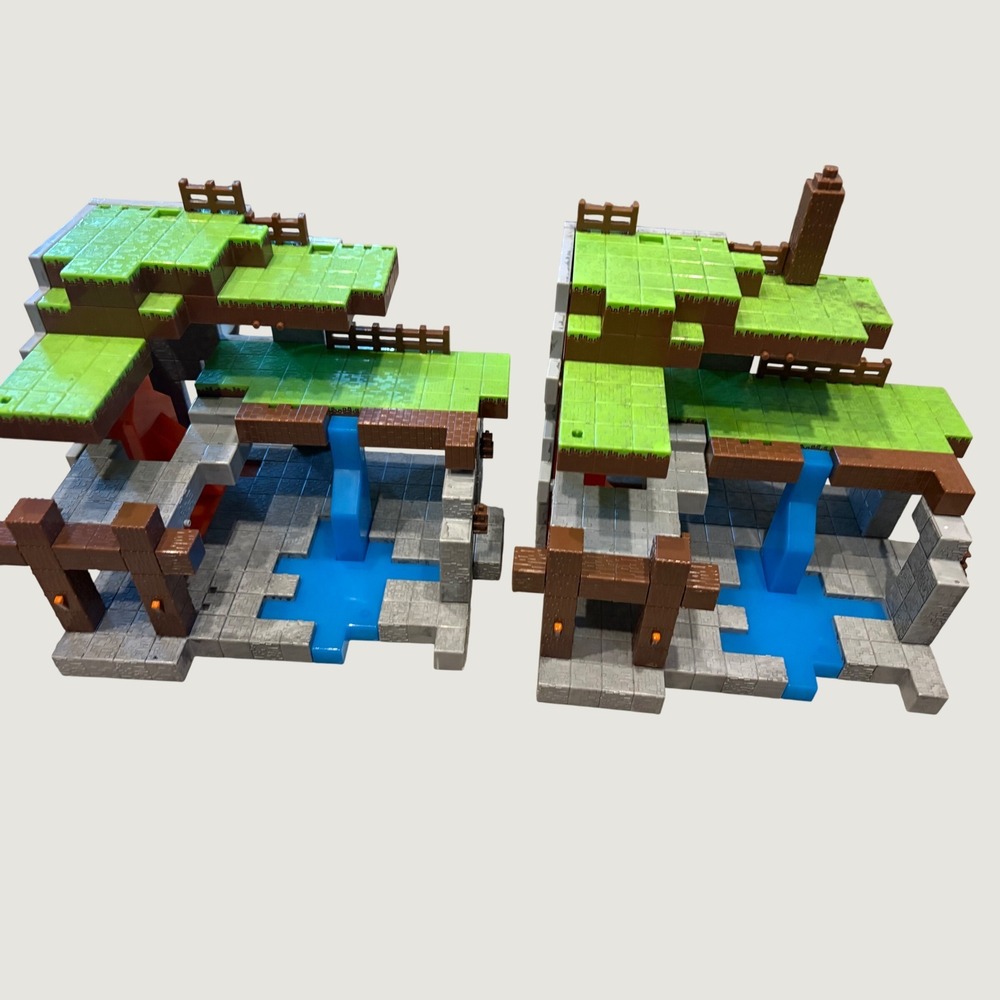 Minecraft Creator Series Party Supreme Palace Playset Lot of 2 Modular Building